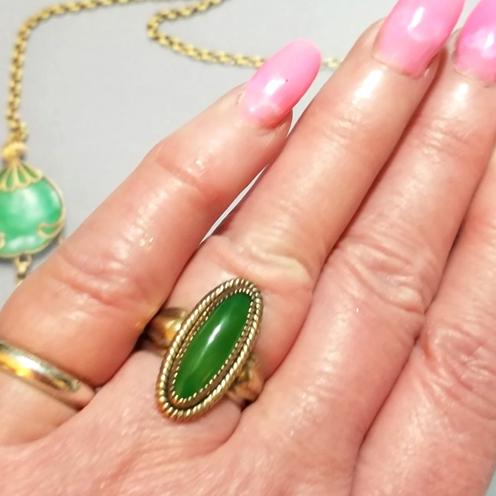 1930s Antique Pacific Jewelry Company Jade Ring - Picture 3 of 7